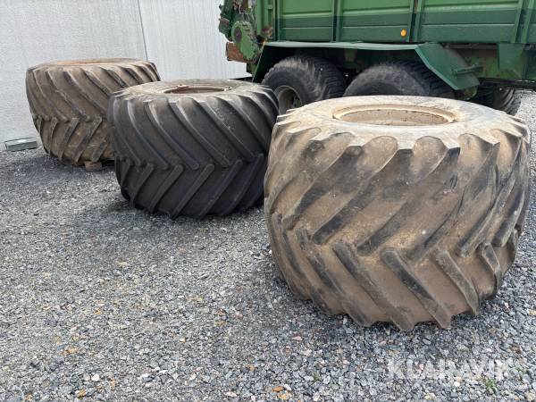 Traktordäck Goodyear Super Terra-Grip 66x43.00-25 - 3 st