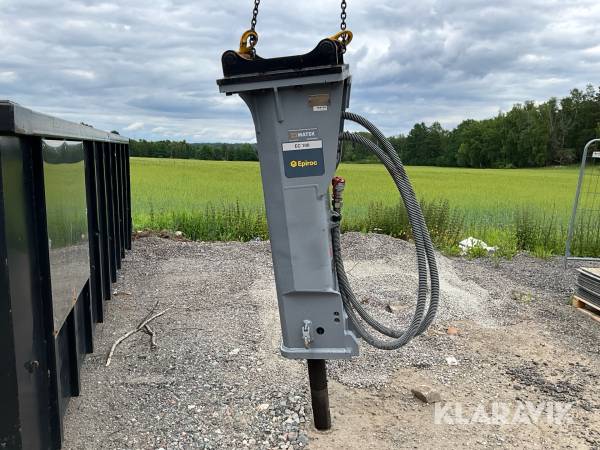 Hydraulhammare Epiroc EC100T med markhåldon inkl skyddsring, dragring