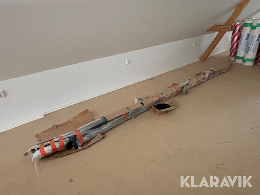 Terassmarkis Hunterdouglas FA48