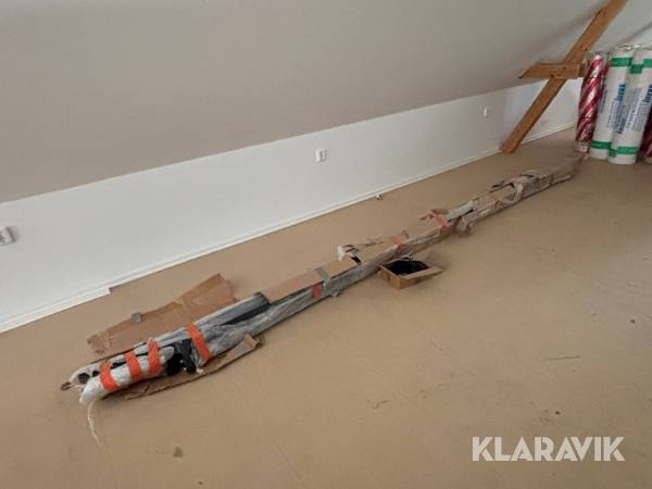 Terassmarkis Hunterdouglas FA48