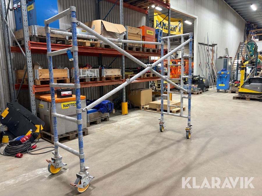 Aluminiumställning Instant VX Base 0,75x2,5 m Zip-up