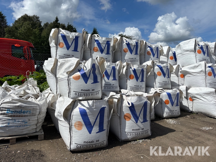 Smågatssten svensk begagnad 10 big bags ca 50 kvm