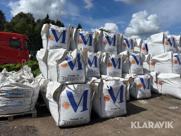 Smågatssten svensk begagnad 10 big bags ca 50 kvm