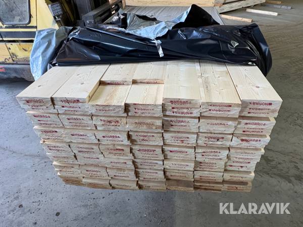 Finsågad ytterpanel 19x148 gran A-sort