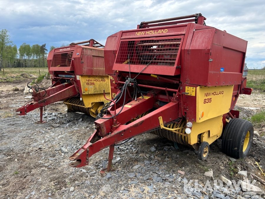 Balpress New Holland 835 2 st