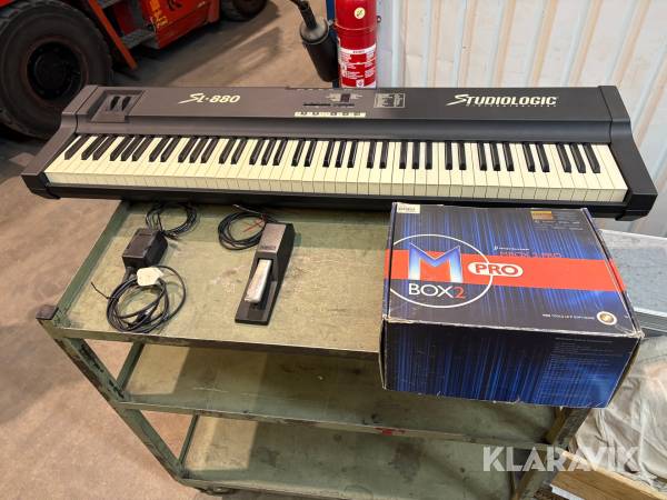 Musikutrustning Studiologic SL-880