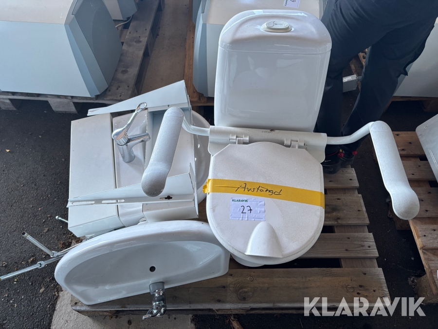 Toalett med handfat 1st pall