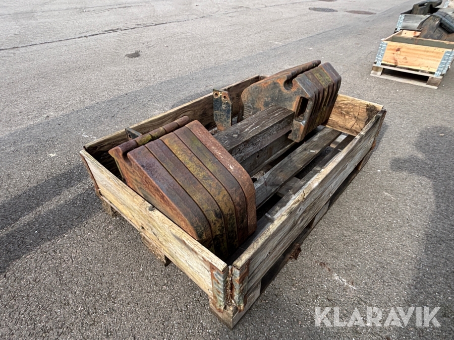 Frontvikter Same & Svarte Viktor