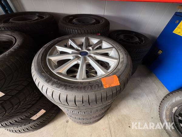 Sommardäck med Aluminiumfälgar Good Year Efficent grip Ford Fiest 2020 195/55R16 4st
