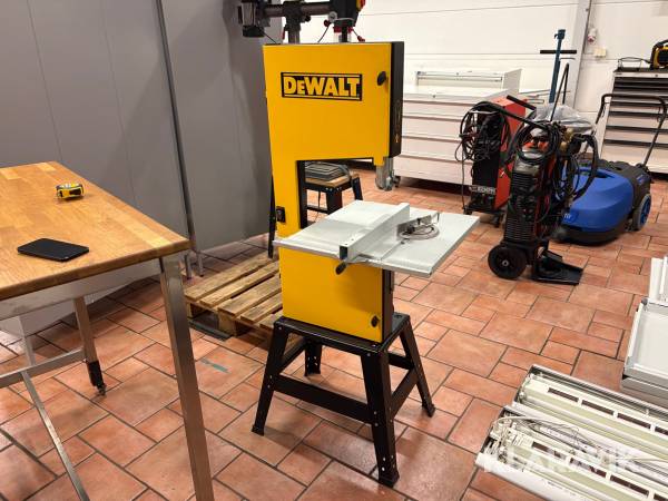 Bandsåg Dewalt DW 876