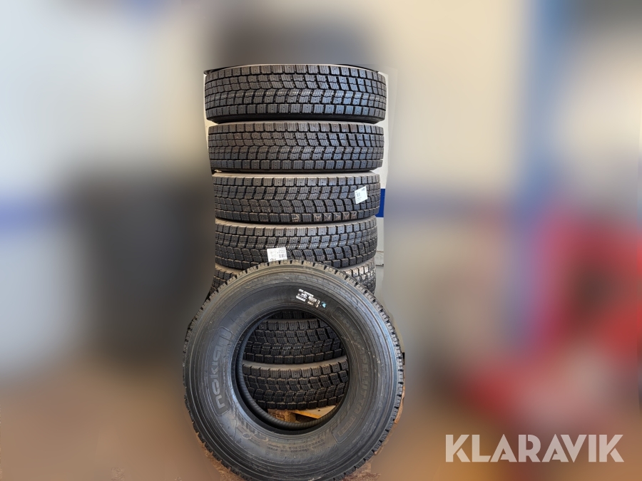 Lastbilsdäck Nokian Hakkapelitta Truck E regummerade, 8 st
