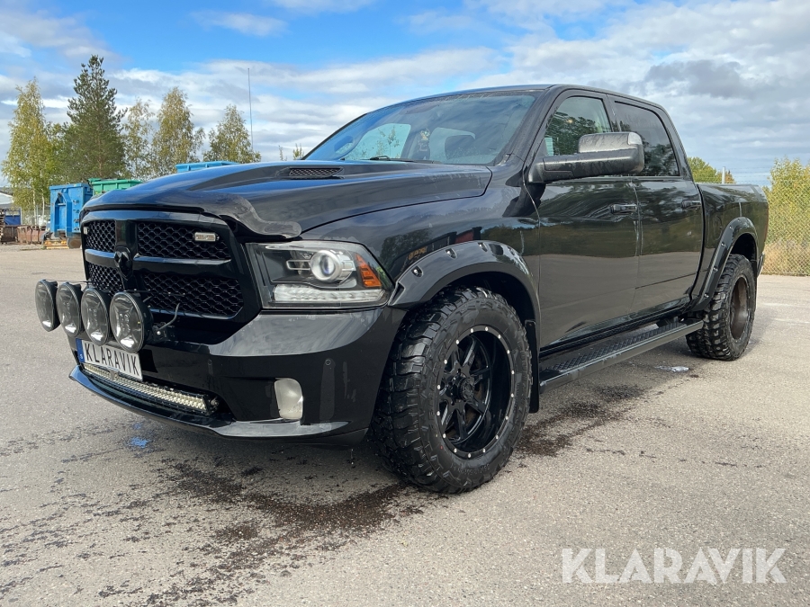 Pickup Dodge Ram 1500 Standard 5.7 4WD