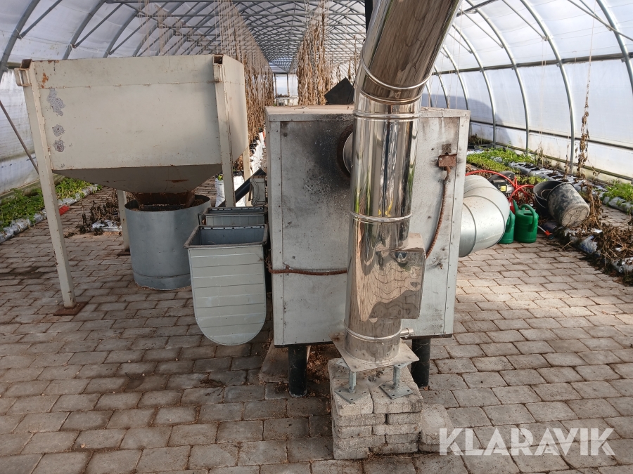 Panna Ikavote 80kw ved varmluftspanna med 70kw Roslagsbrännare