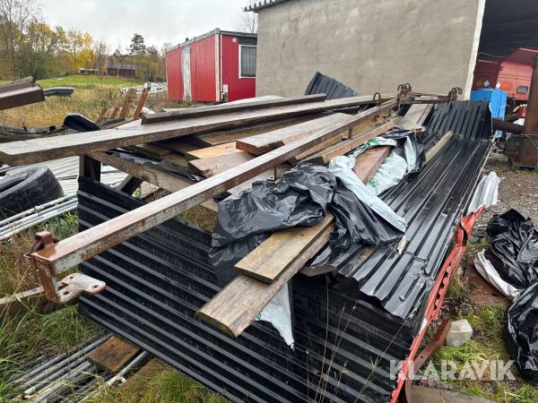 Arm för upphängning av djur