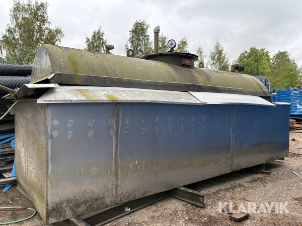 Bränslecistern AB Gårdscisterner Södertälje Liggande 3 kubik med invallning och kopplingar