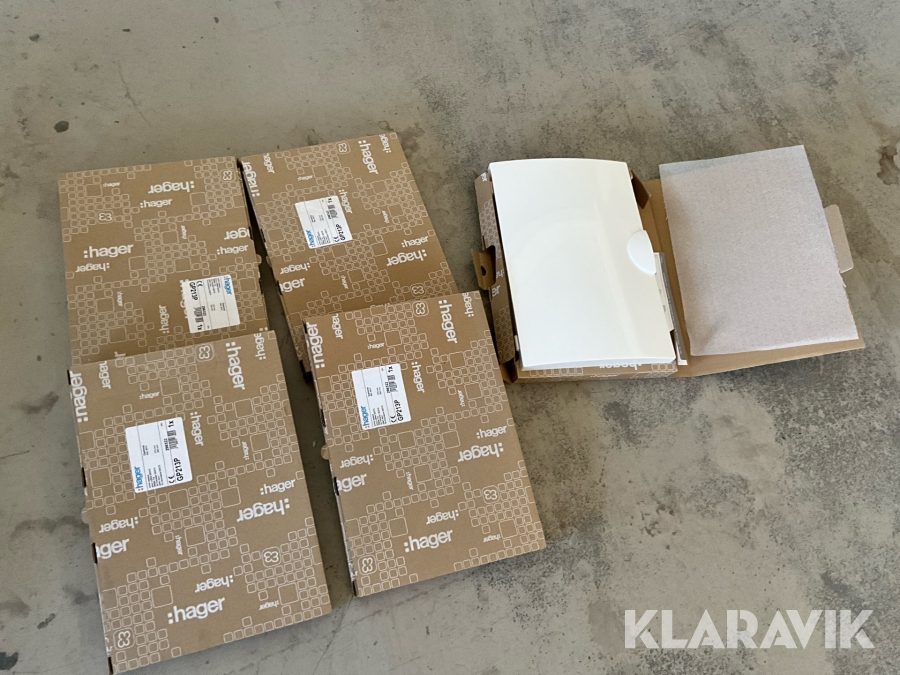 Dörr till kapslingar/säkringsskåp Hager Gamma GD213 5 st, 375x250 mm.