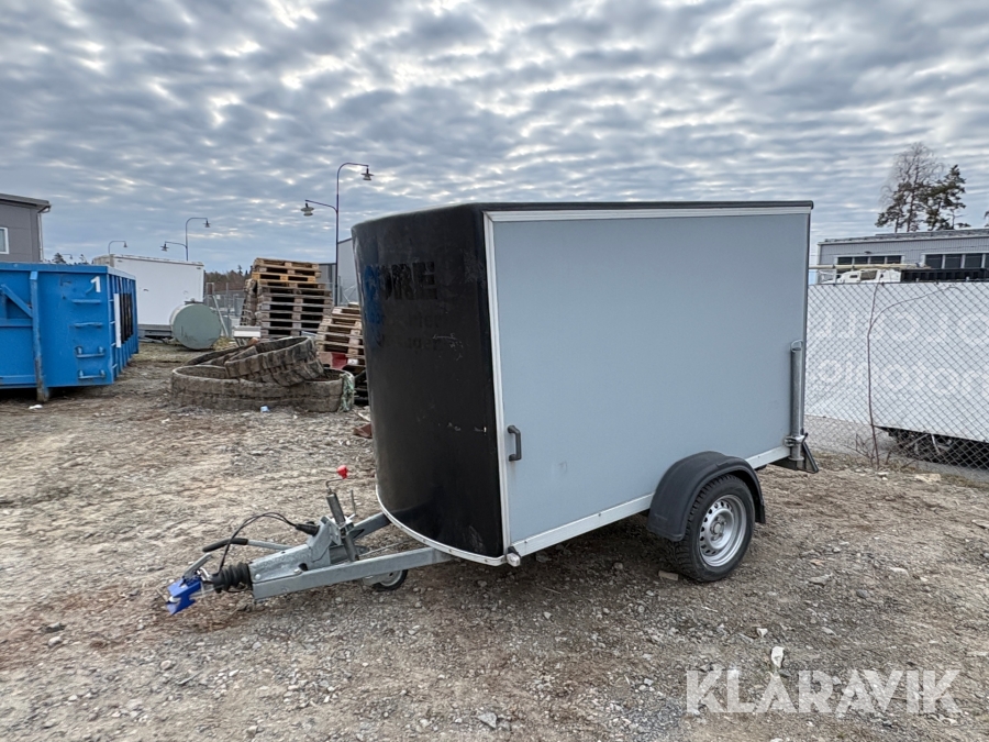 Skåpsläp Cheval Liberté