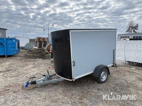 Skåpsläp Cheval Liberté