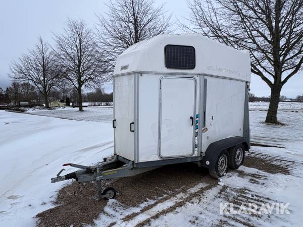 Personbilssläp Thule Prestige 135 E5