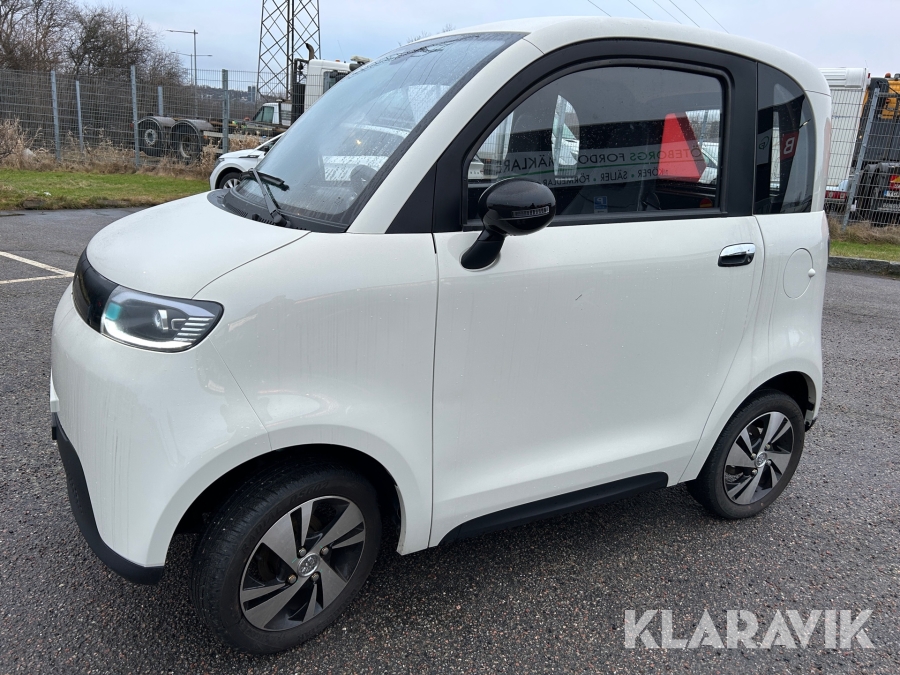 Mopedbil Elhästen Aina A05