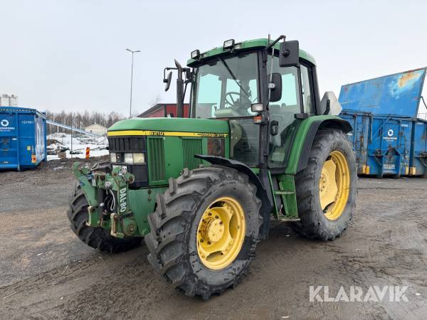 Traktor John Deere 6210