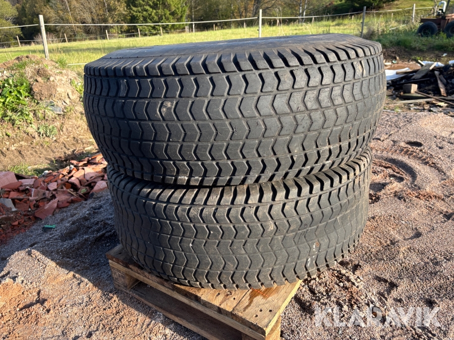 Gräsdäck Bridgestone 13.6-16 2 st