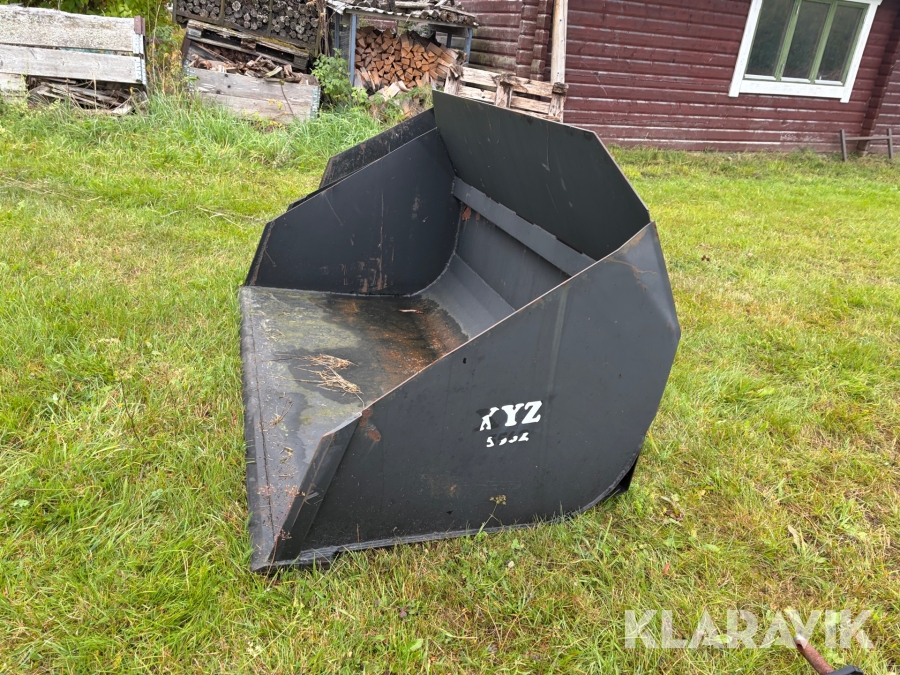 Frontlastarskopa XYZ 5562 155 cm