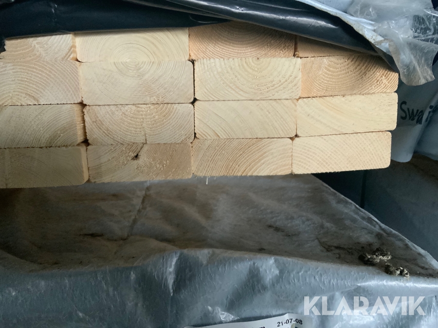 Hyvlat granvirke Svenska trävaror 35x95x3590 mm, 1132 stycken