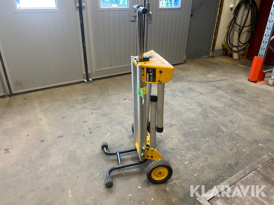 Sågbänk med hjul kap och gersåg Dewalt DE 7400