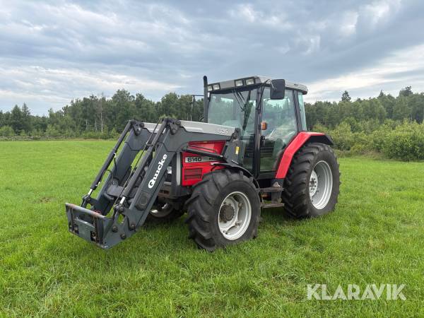 Traktor Massey Ferguson 6140 med frontlastare