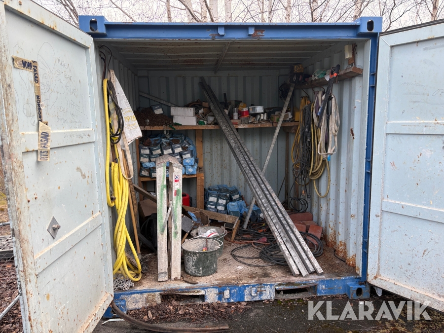 Container 10 fot med diverse innehåll