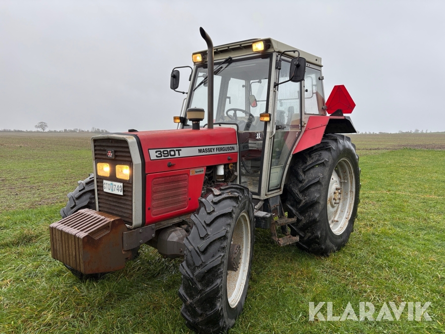 Traktor Massey Ferguson 390T