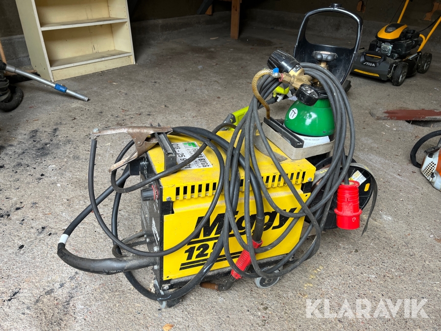 Svets ESAB Miggy 125 med två svetshjälmar