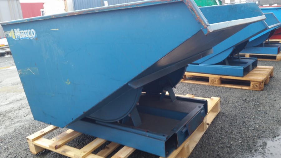 Tippcontainer till truck 