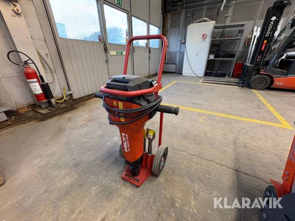 Bilningsmaskin Hilti TE3000-AVR Med mejslar och spätt