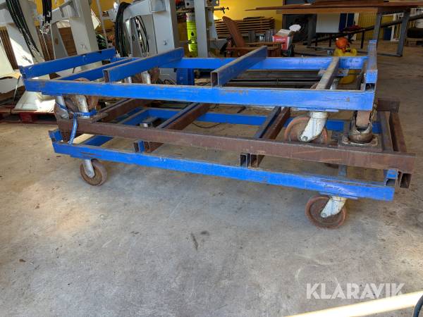 Materialvagnar på hjul 3 st