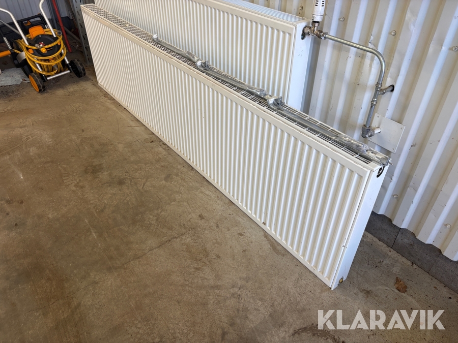Radiator vattenburet, 2400x600x100mm