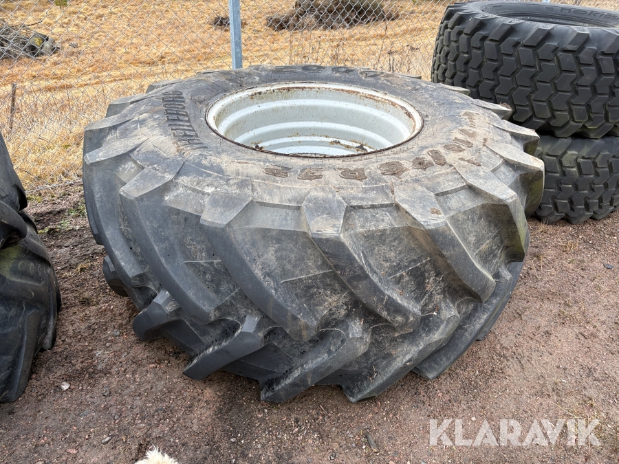 Däck med fälg 1 st Trelleborg TM 200 710/75R32