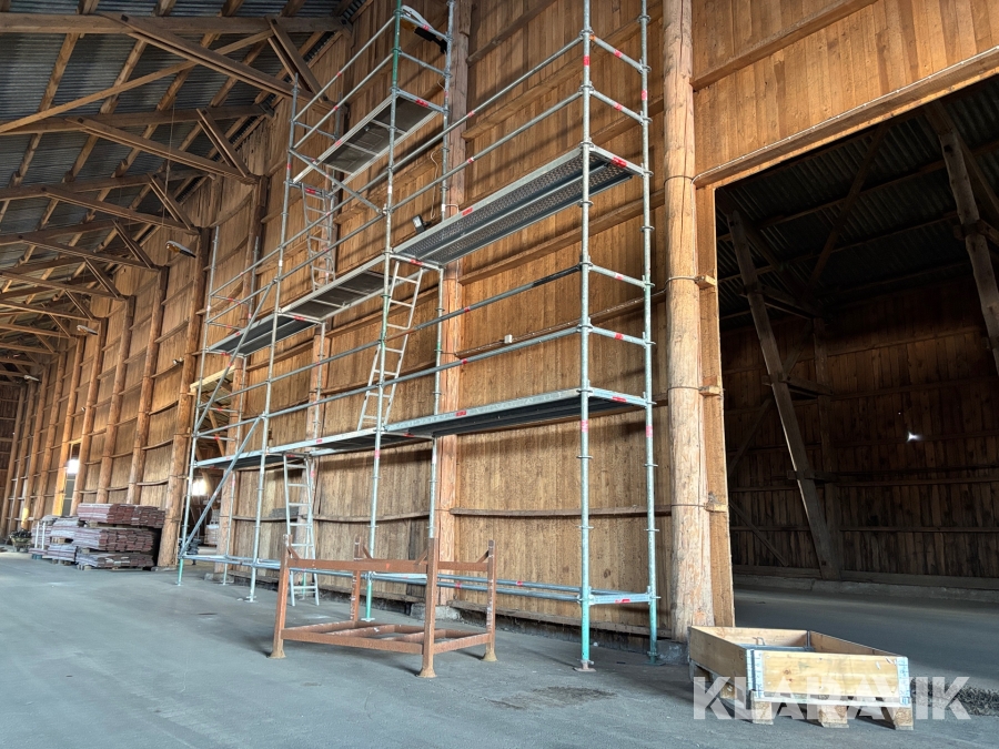 Byggställning 9x6 med gaveltopp Altrad modul stål