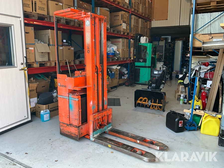 Ståstaplare Abeko 12 SATTF