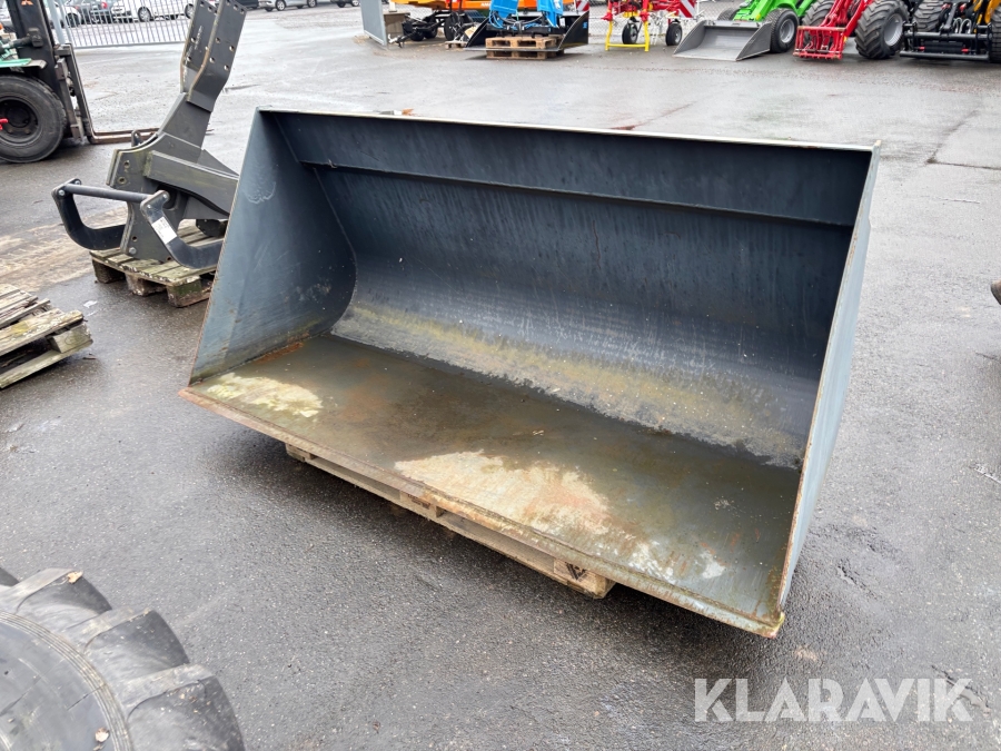 Skopa SE Equipment 1060L