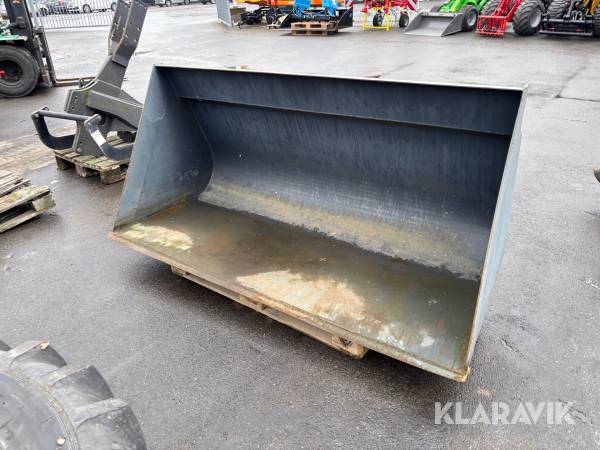 Skopa SE Equipment 1060L