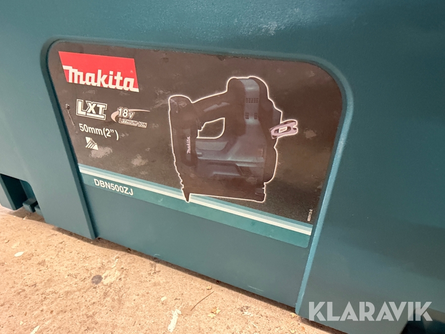 Dyckertpistoler Makita DNB500 2st