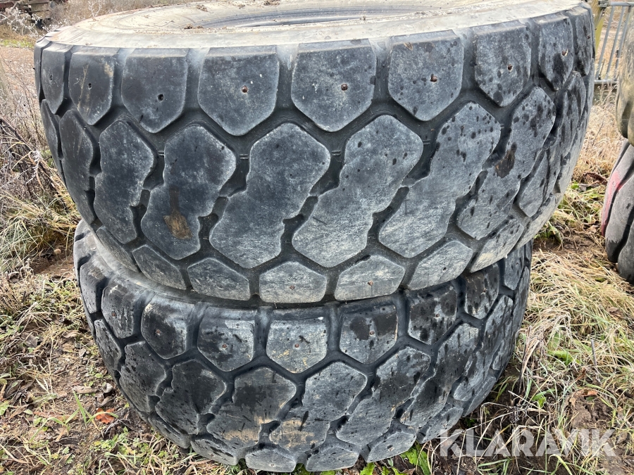 Däck Yokohama 20,5-25 2 st