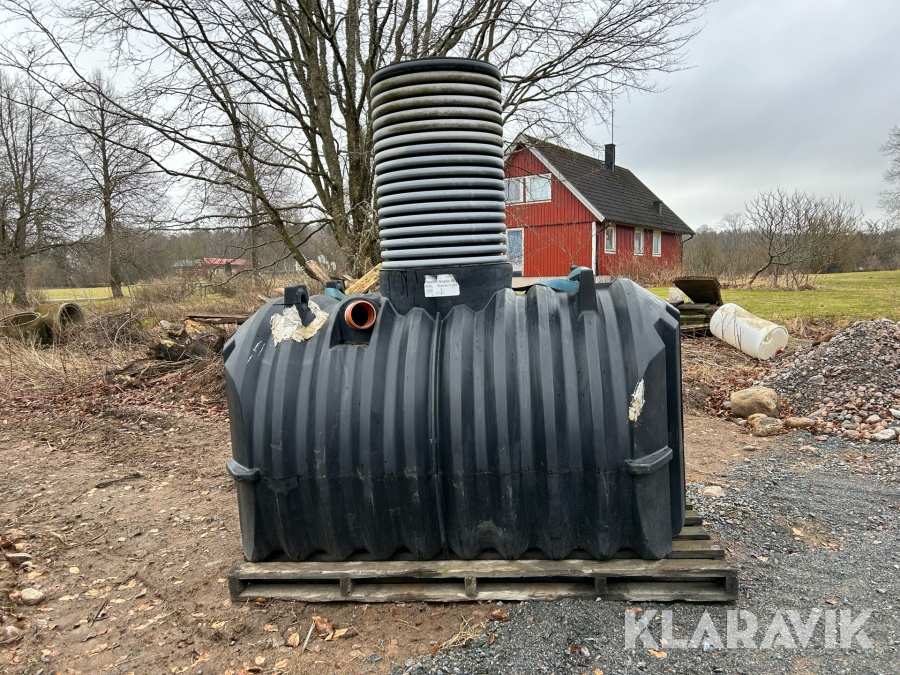 Slamavskiljare Pipelife Septic Trekammarbrunn 2000 L