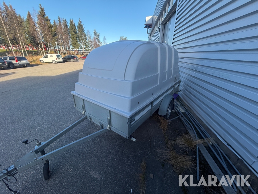 Personbilssläp Tiki 750kg med kåpa