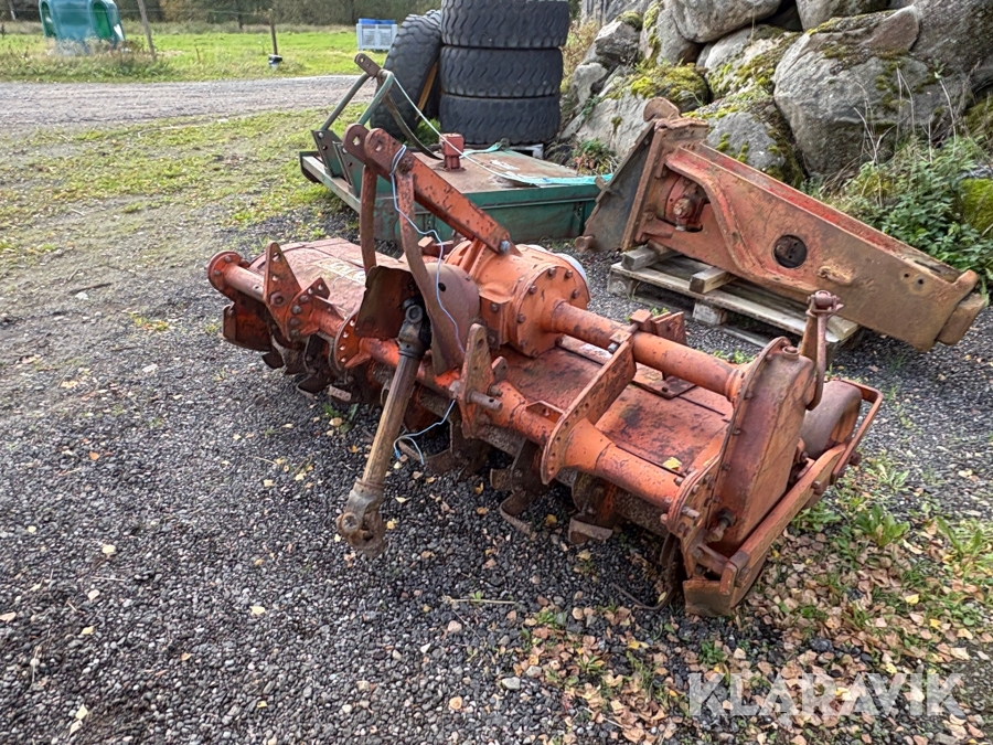 Jordfräs Howard Rotavator 3 1st