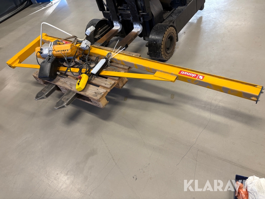 Pelarsvängkran Donati 500 kg