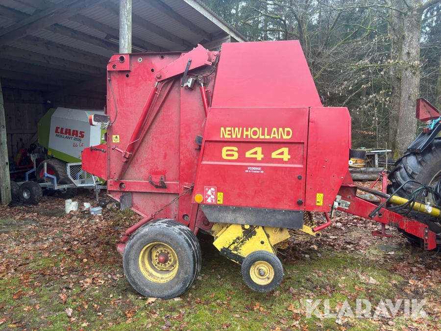 Rundbalspress New Holland 644