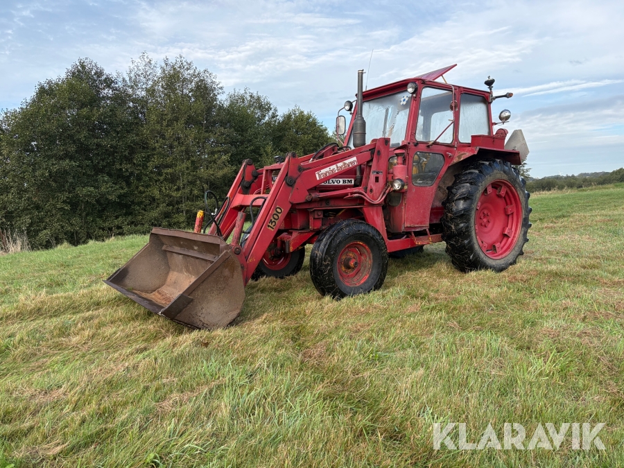 Traktor Volvo BM T 430 K-1 med frontlastare